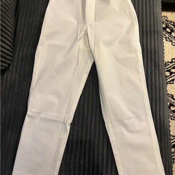Isaac Mizrahi Live Size 6p White and black Pant - Picture 2 of 6